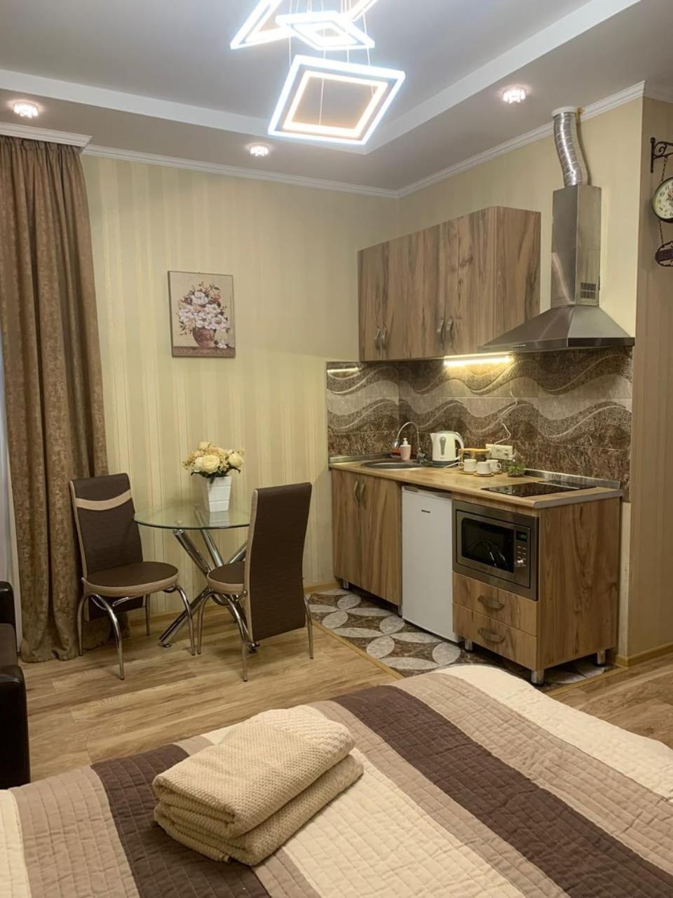 Apartment On L.Meskhishvili Turn Tiflis Dış mekan fotoğraf